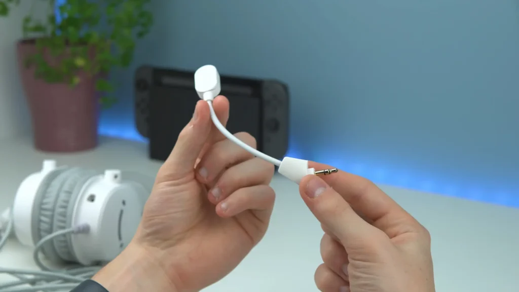 FIFINE H9 review on built-in mic