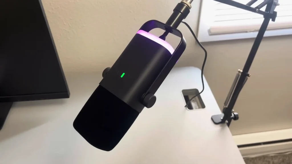 FIFINE AmpliGame AM8 microphone