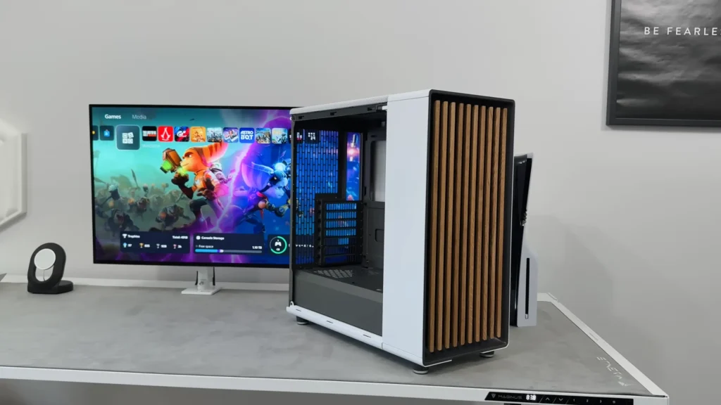 Fractal Design North