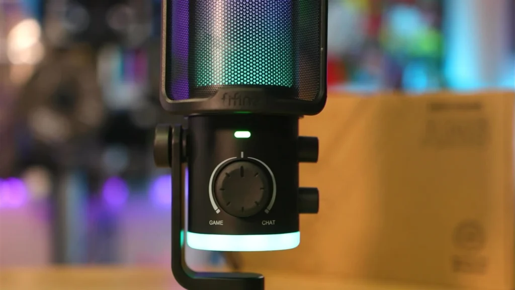 microphone onboard controls