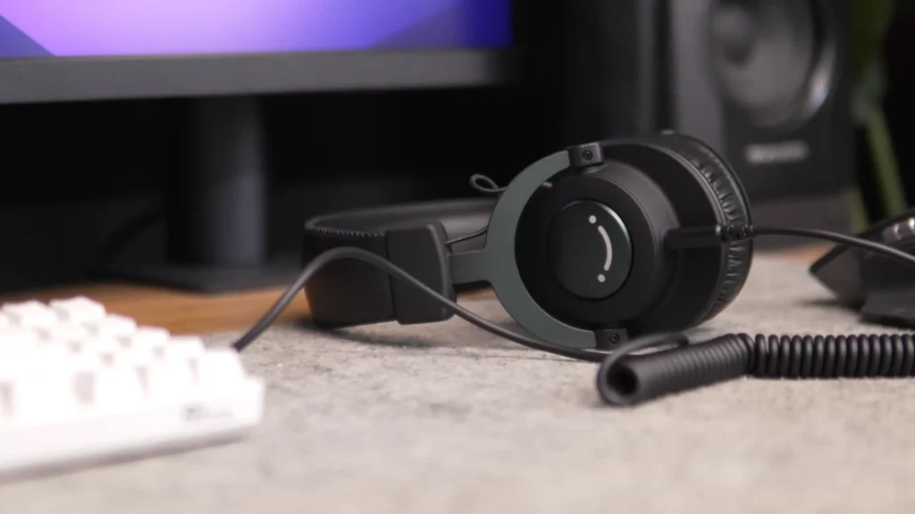 FIFINE H8 studio headphones