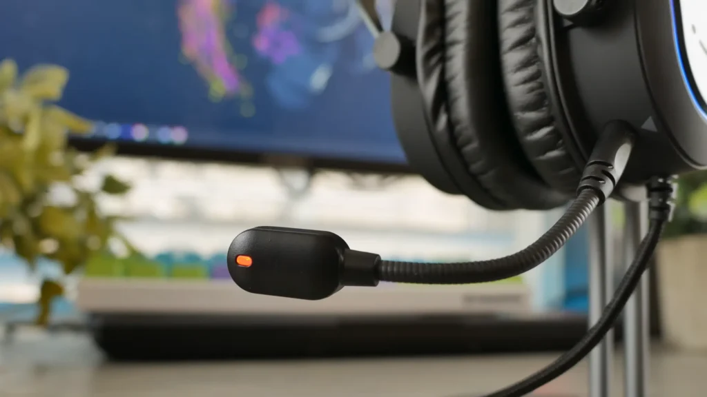 FIFINE H6 gaming headset built-in mic