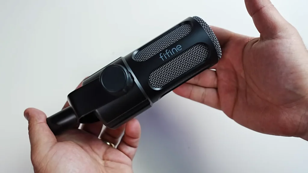 fifine Tank1 XLR microphone