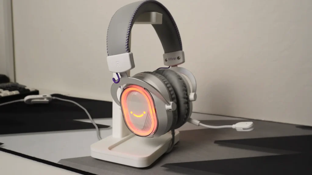 fifine H13 headset with passive noise isolation