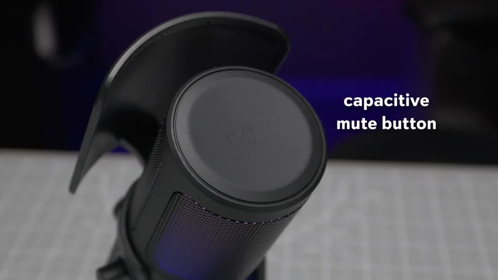 mute button in fifine AM6 microphone