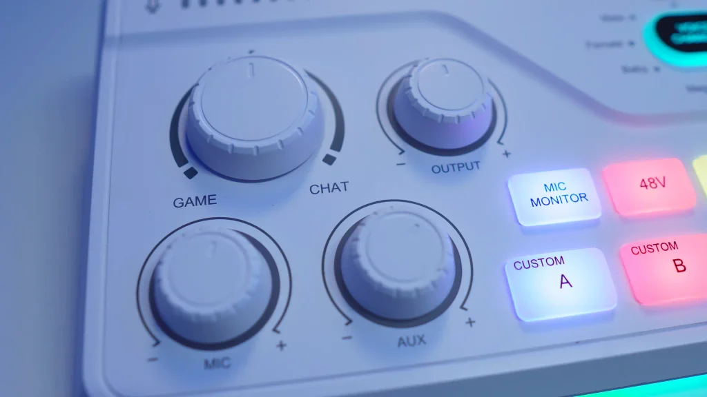 fifine SC8 game/chat balance button